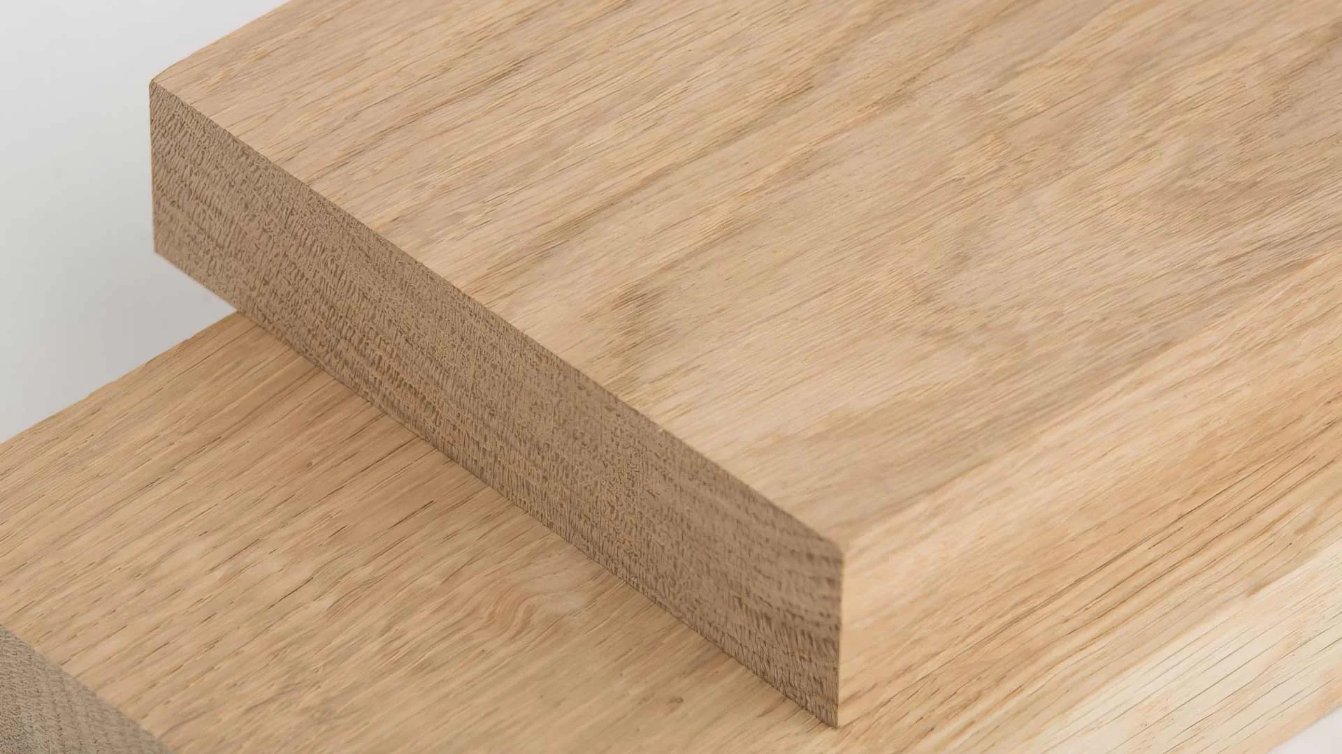 So Sánh Gỗ Veneer và Gỗ Tự Nhiên: Lựa Chọn Nào Phù Hợp Cho Không Gian Của Bạn? - vật liệu Gỗ An Cường