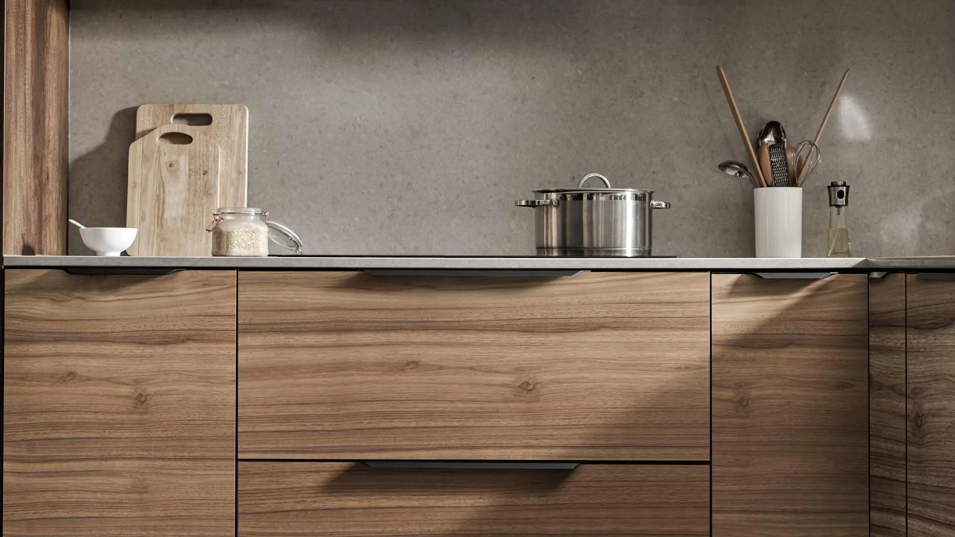 So Sánh Ván Plywood Và HDF: Lựa Chọn Cốt Gỗ Nào Tối Ưu Cho Thi Công Nội Thất? - vật liệu Gỗ An Cường