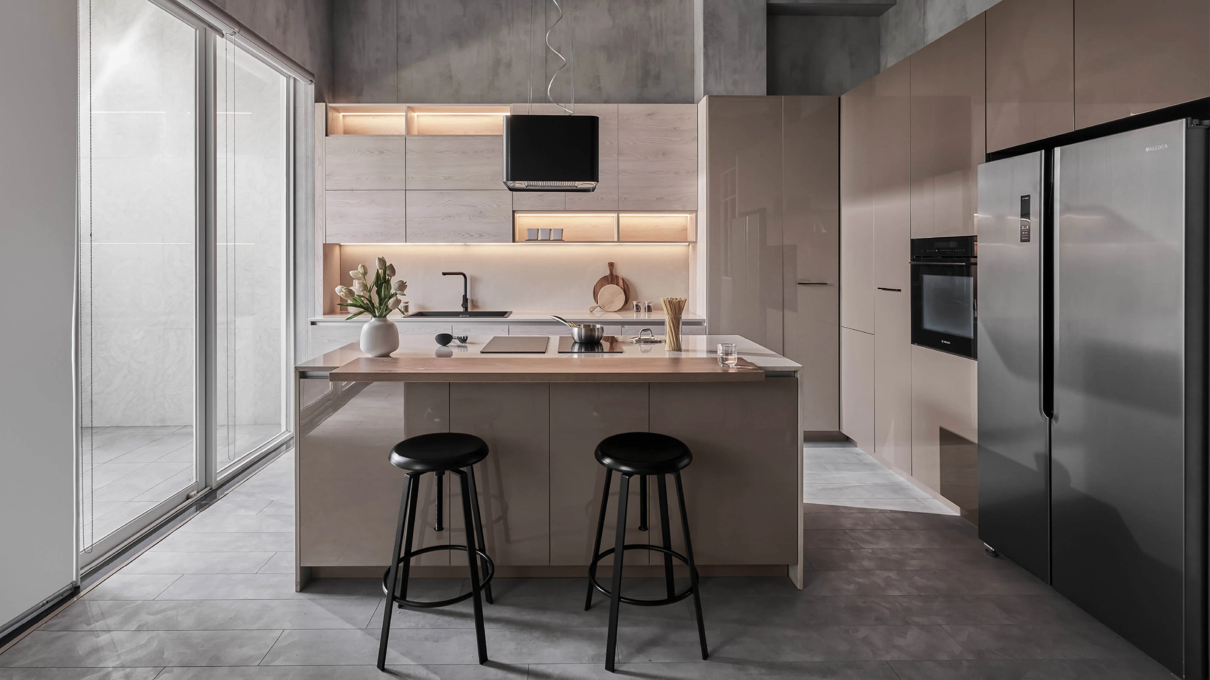 So Sánh Laminate Và Acrylic: Kinh Nghiệm Lựa Chọn Từ Thực Tế Thi Công - vật liệu Gỗ An Cường